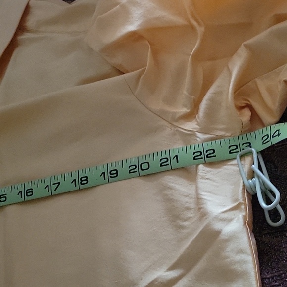 Neiman Marcus Exclusive Yellow Shirt - Picture 12 of 16